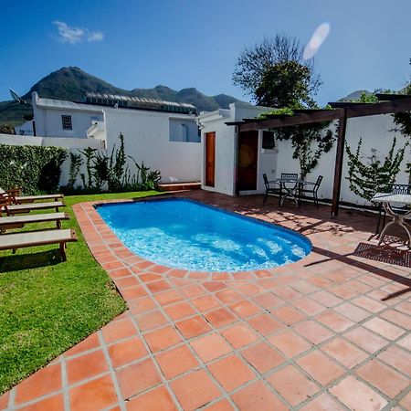 Noordhoek Village Hotel ภายนอก รูปภาพ